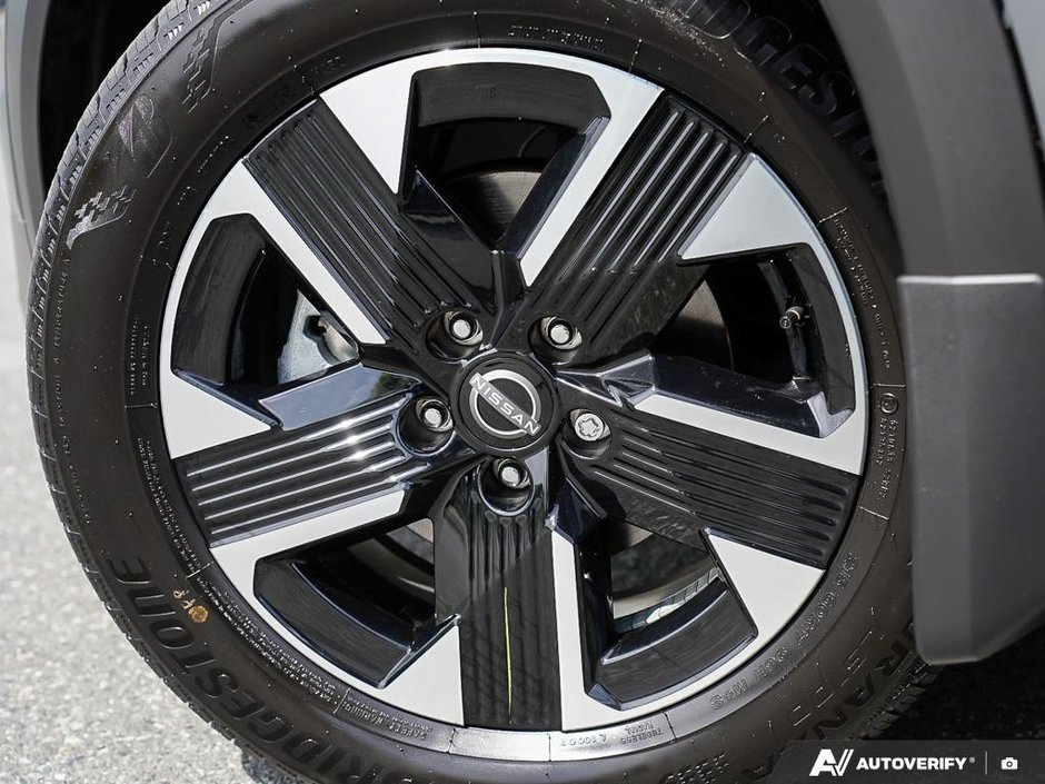 2025 Nissan Kicks SV-20
