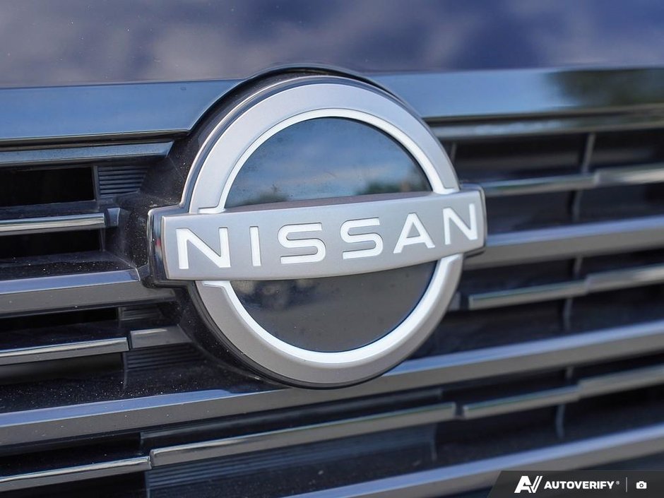 2025 Nissan Kicks SV PREMIUM-23