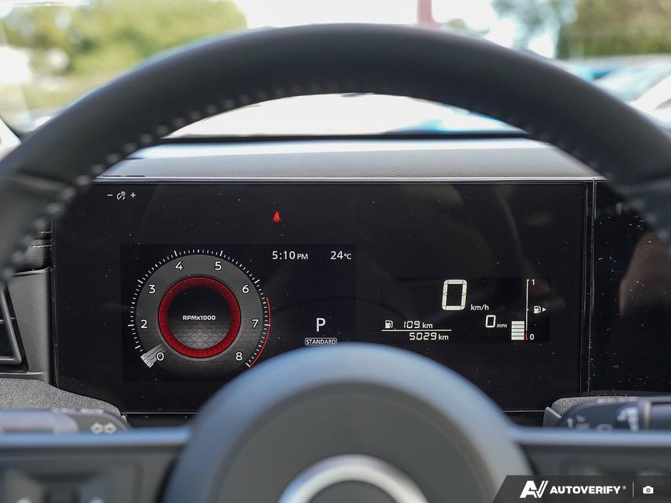 2025 Nissan Kicks SV PREMIUM-7