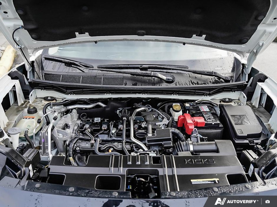 2025 Nissan Kicks SR AWD // SHOP AND COMPARE!-22