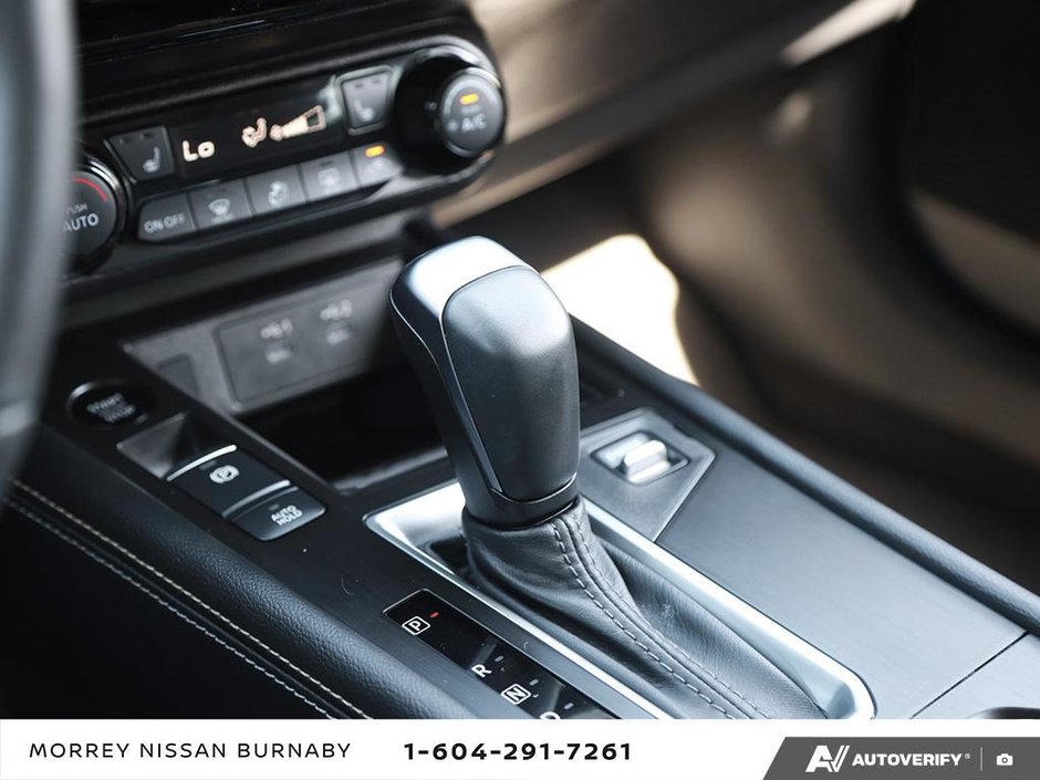 2025 Nissan Kicks SV AWD // 2.99% FINANCING!-19