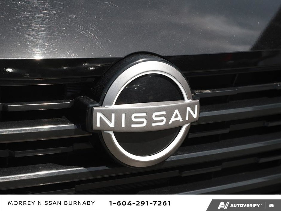 2025 Nissan Kicks SV AWD // 2.99% FINANCING!-9