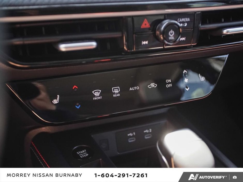 2025 Nissan Kicks SR PREMIUM // CERTIFIED // LOW RATES-22