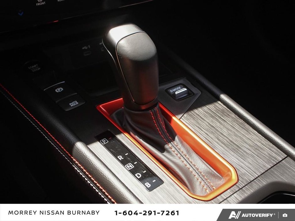 2025 Nissan Kicks SR PREMIUM // CERTIFIED // LOW RATES-23