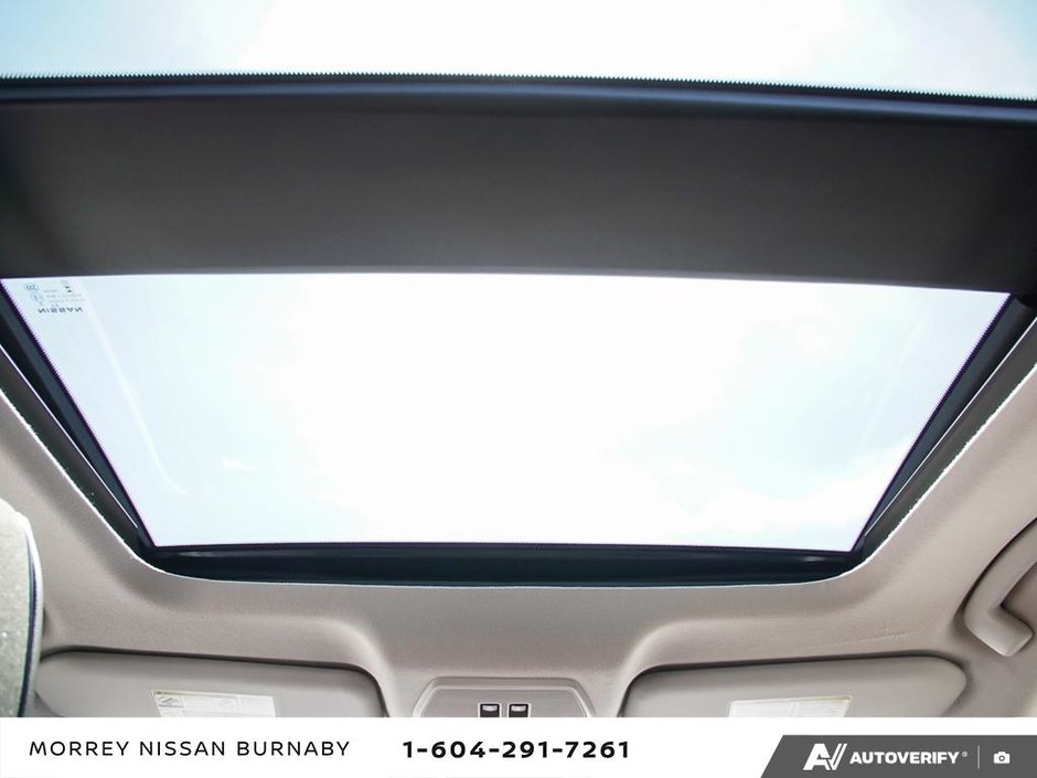 2025 Nissan Kicks SR PREMIUM // CERTIFIED // LOW RATES-14