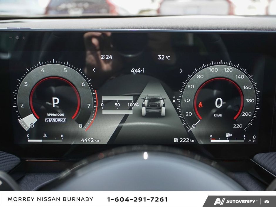2025 Nissan Kicks SR PREMIUM // CERTIFIED // LOW RATES-18