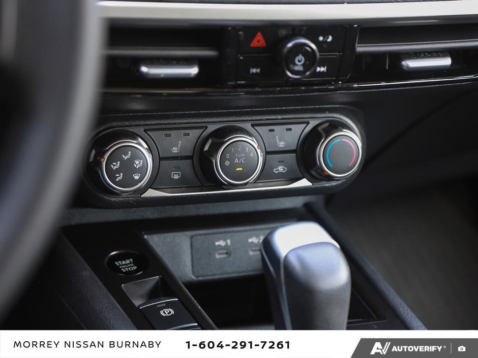 2025 Nissan Kicks S // NO ACCIDENTS-20