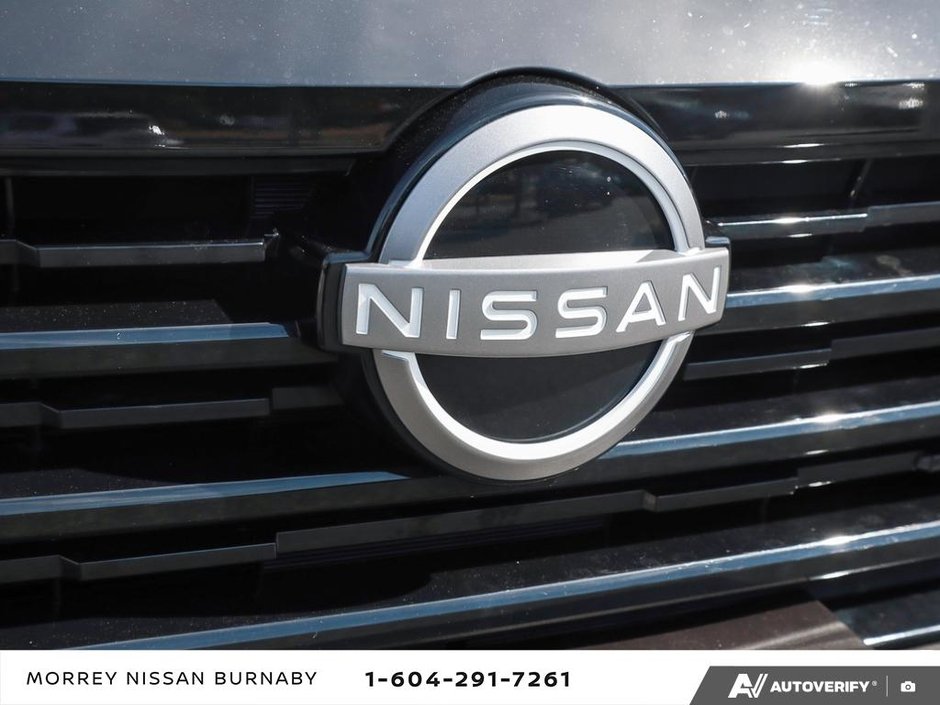 2025 Nissan Kicks S // NO ACCIDENTS-9