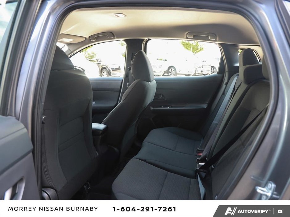 2025 Nissan Kicks S // NO ACCIDENTS-24