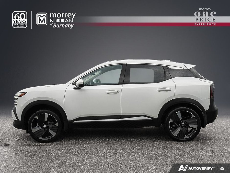 2025 Nissan Kicks SR AWD // LOW KMS-2