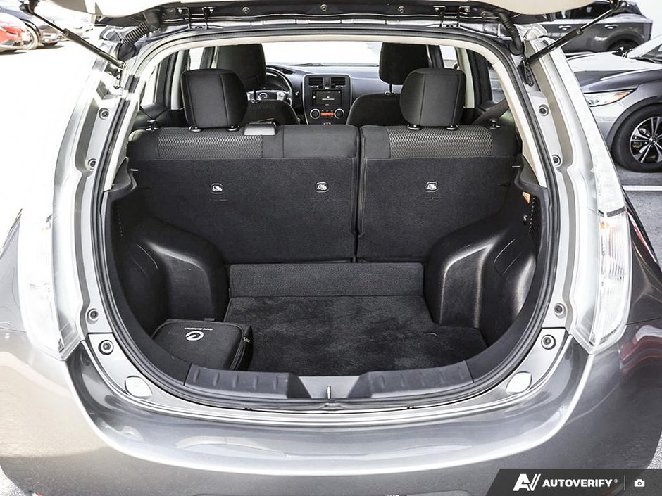 2015 Nissan LEAF S-25