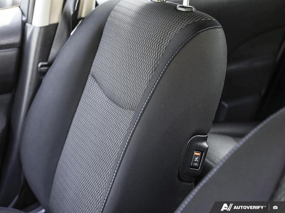 2015 Nissan LEAF S-15