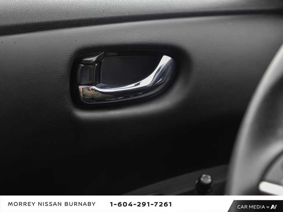 2019 Nissan Leaf SV TRIM-16