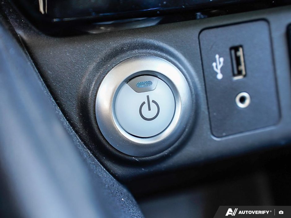 2019 Nissan LEAF SL // LEATHER // 2.99% RATE!-19