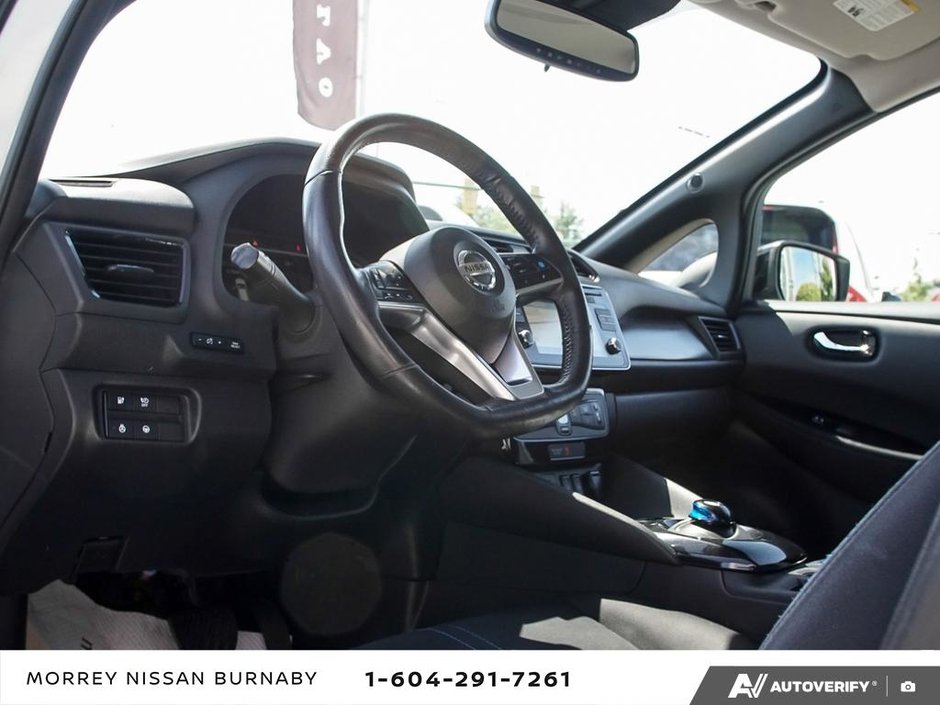2019 Nissan LEAF SV-15