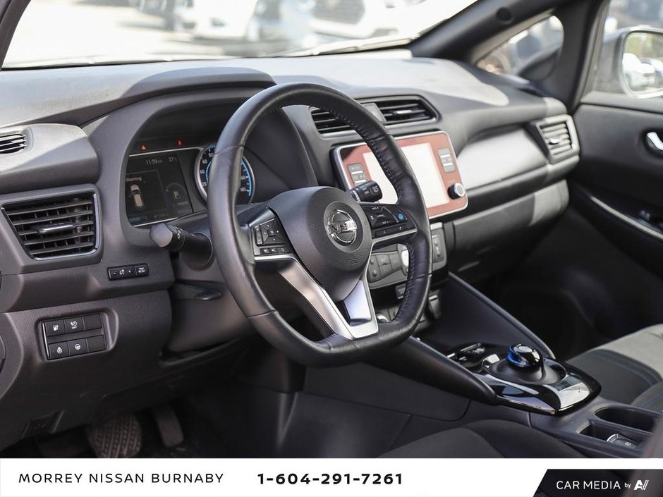 2021 Nissan Leaf SV // LOW KMS-13