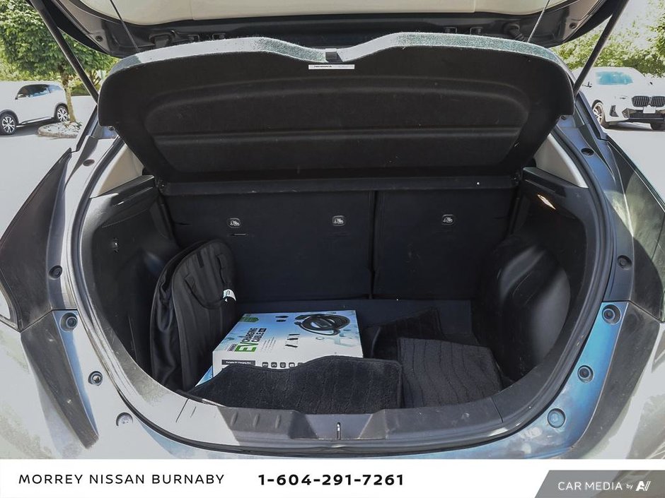 2021 Nissan Leaf SV // LOW KMS-11