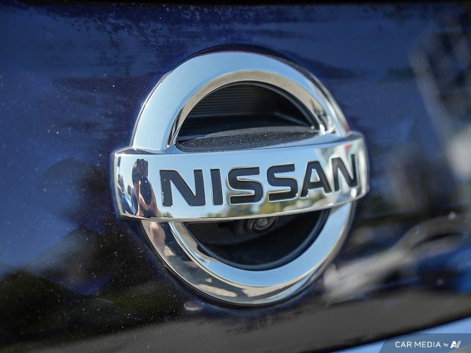 2021 Nissan Leaf SV PLUS-23