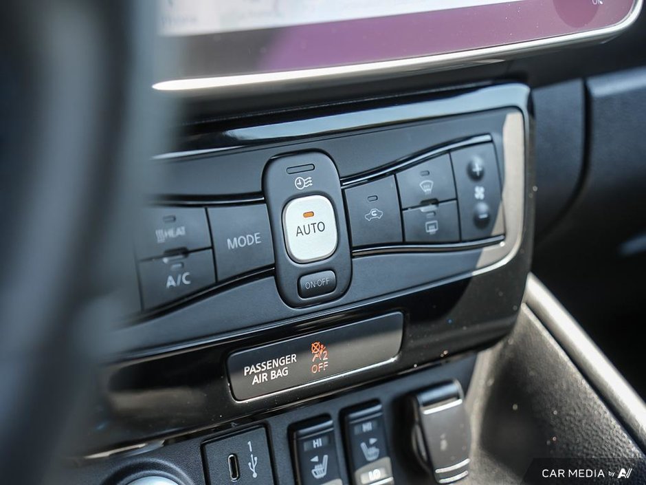 2021 Nissan Leaf SV PLUS-12