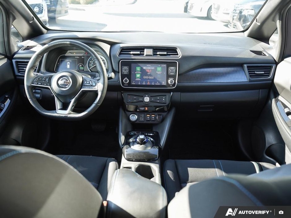 2021 Nissan LEAF SV // FULLY ELECTRIC!-17