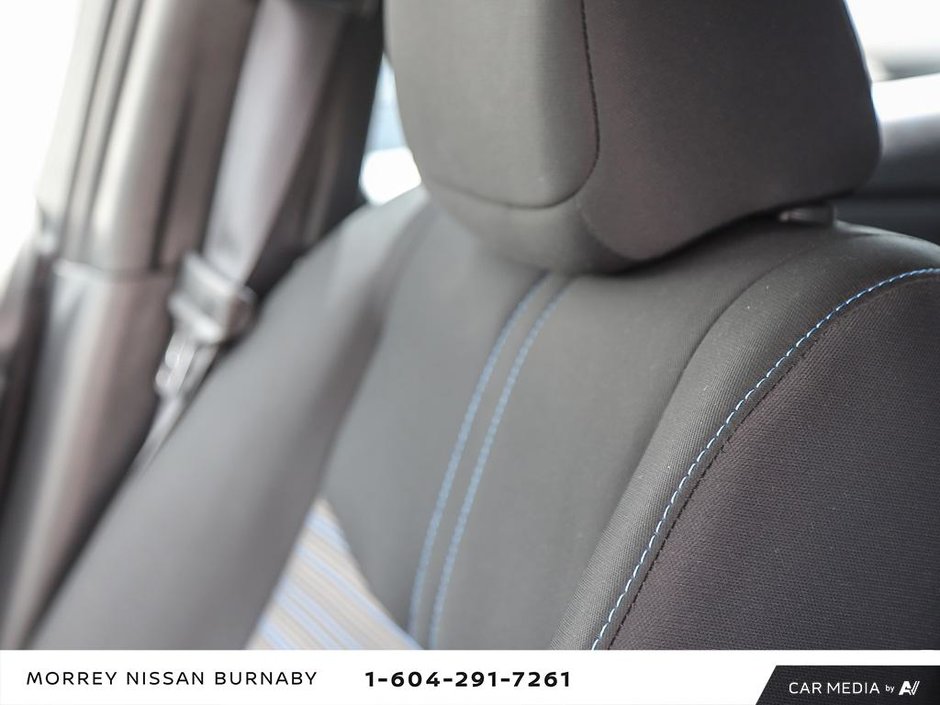 2023 Nissan Leaf SV PLUS-23