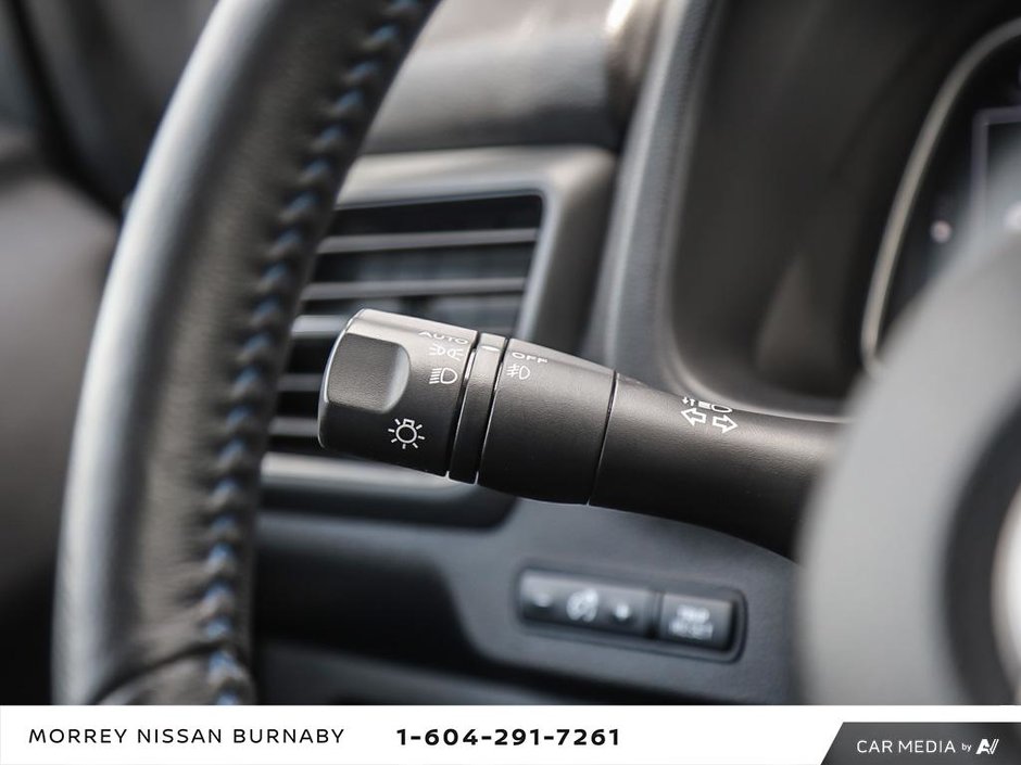 2023 Nissan Leaf SV PLUS-16