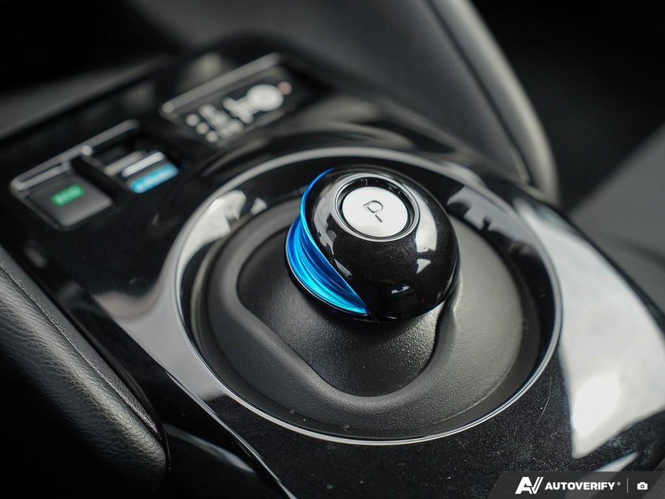 2023 Nissan LEAF SV // 2.99% FINANCE RATE-11