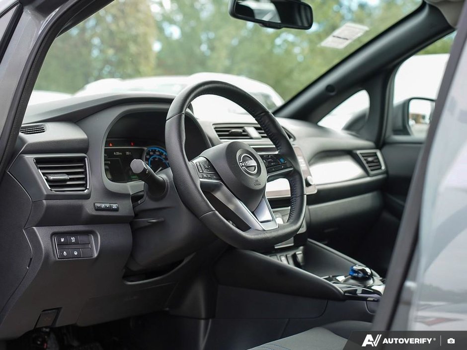 2023 Nissan LEAF SV // 2.99% FINANCE RATE-5