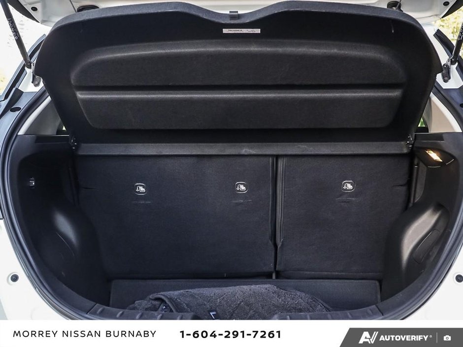2023 Nissan LEAF SV PLUS // CERTIFIED-12
