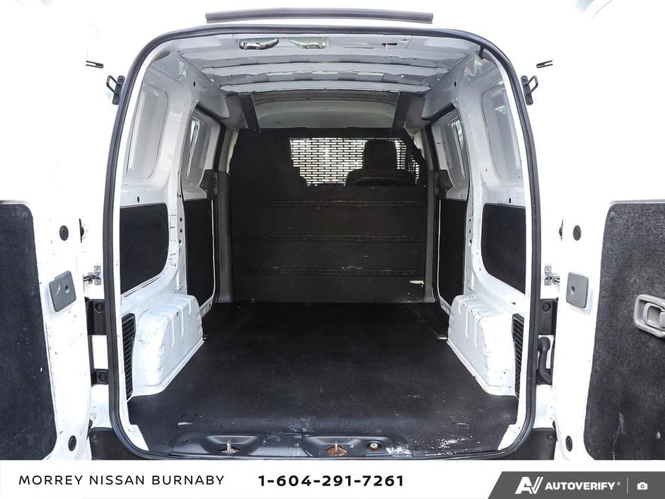 2018 Nissan NV200 Compact Cargo S-11