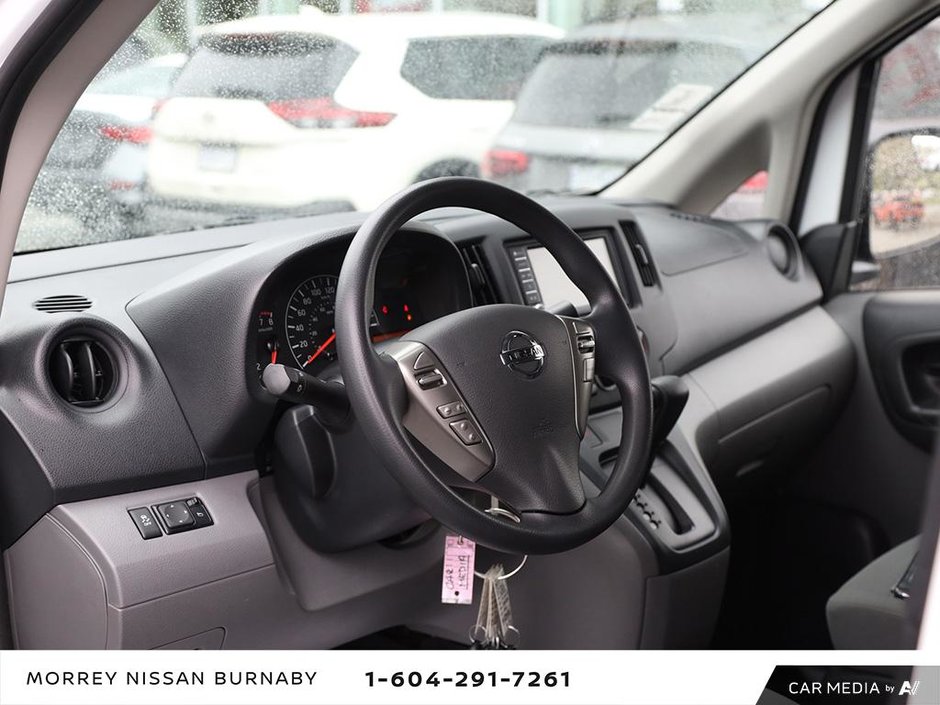 2021 Nissan NV200 Compact Cargo ULTRA LOW KMS // READY FOR WORK-13