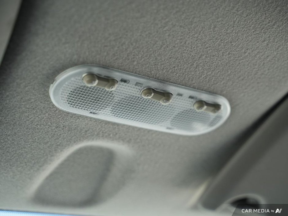2015 Nissan NV200 SV CVT TRIM-14