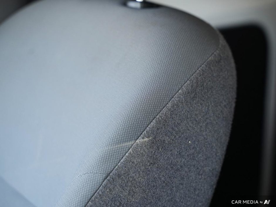 2015 Nissan NV200 SV CVT TRIM-15