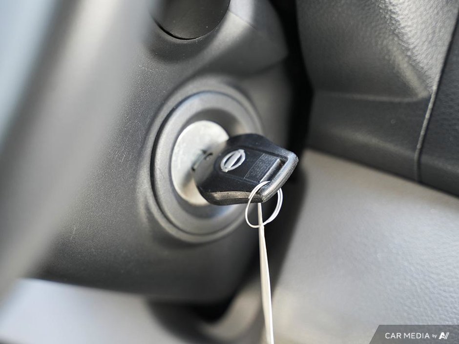 2015 Nissan NV200 SV CVT TRIM-19