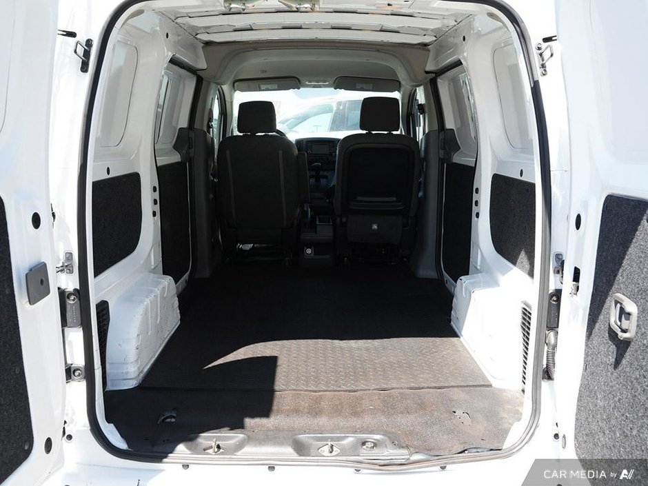 2015 Nissan NV200 SV CVT TRIM-25