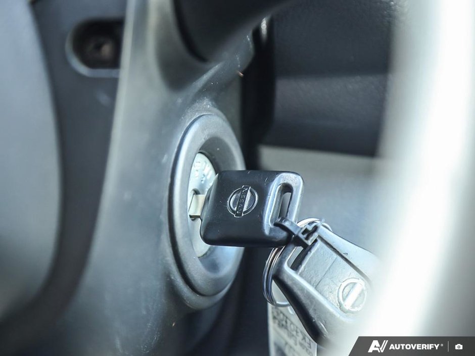 2015 Nissan NV200 SV // NAVIGATION-18