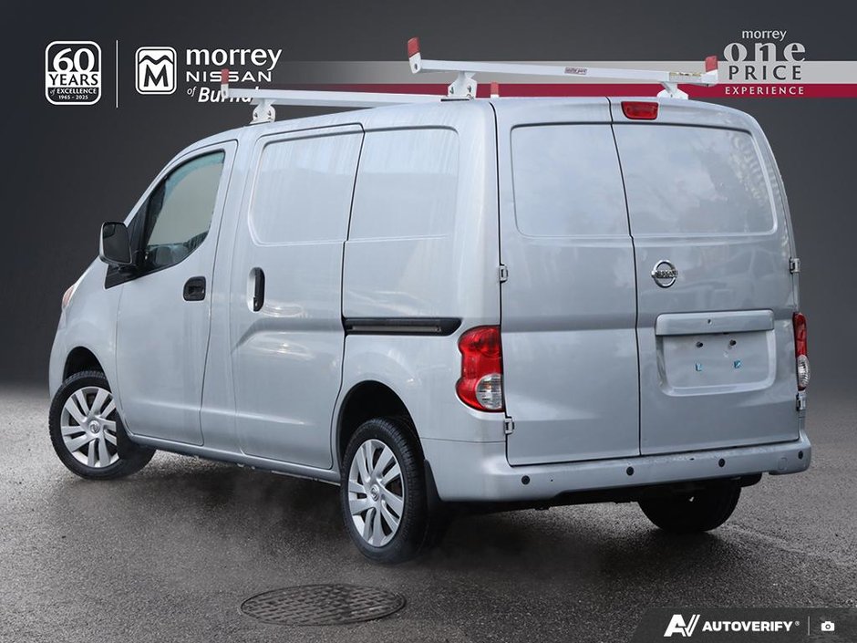2015 Nissan NV200 SV // NAVIGATION-3