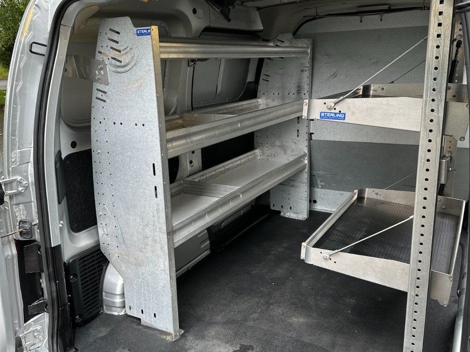 2017 Nissan NV200 SV CVT-1