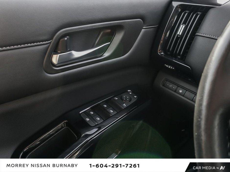 2022 Nissan Pathfinder S AWD + 3RD ROW SEATING-20