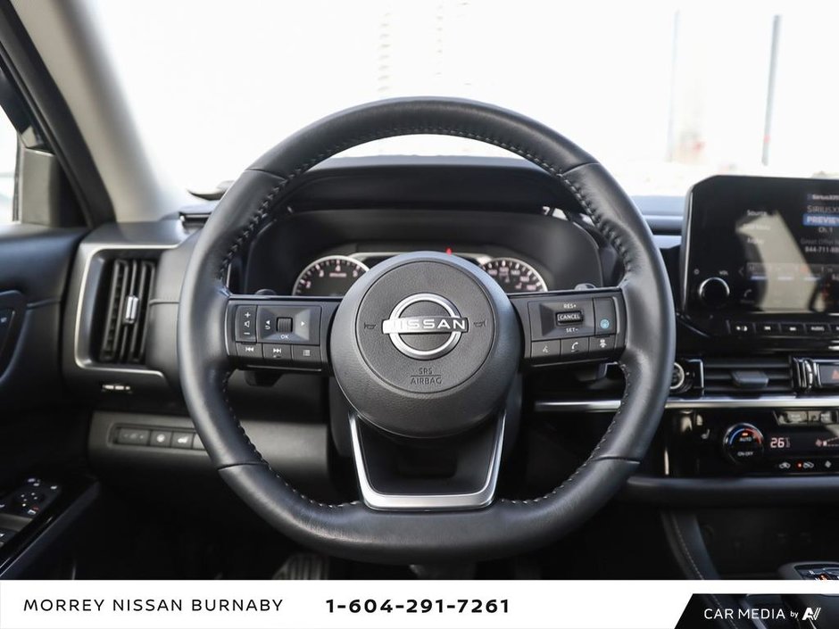 2023 Nissan Pathfinder SL LEATHER + LOW KMS!-14