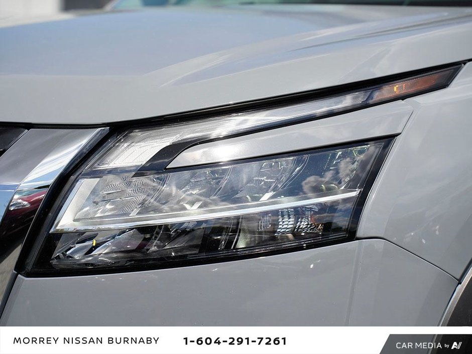 2023 Nissan Pathfinder SL AWD + LEATHER SUNROOF-10