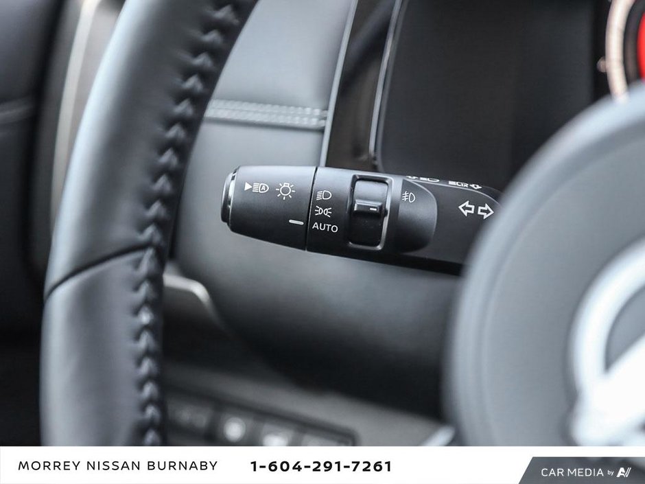 2023 Nissan Pathfinder PLATINUM // TOP MODEL-16