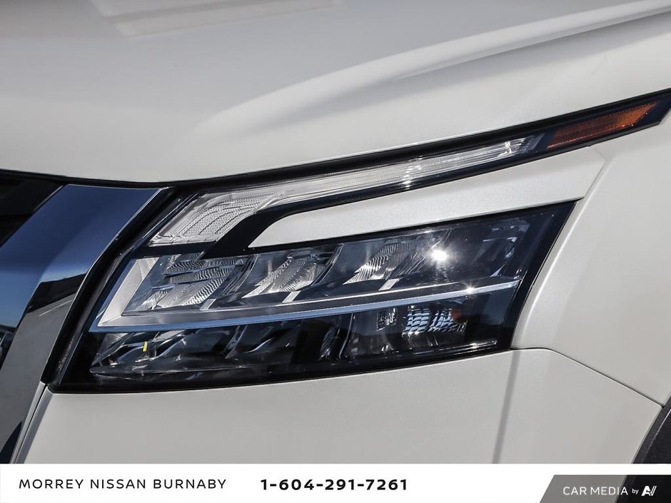 2023 Nissan Pathfinder PLATINUM // TOP MODEL-10