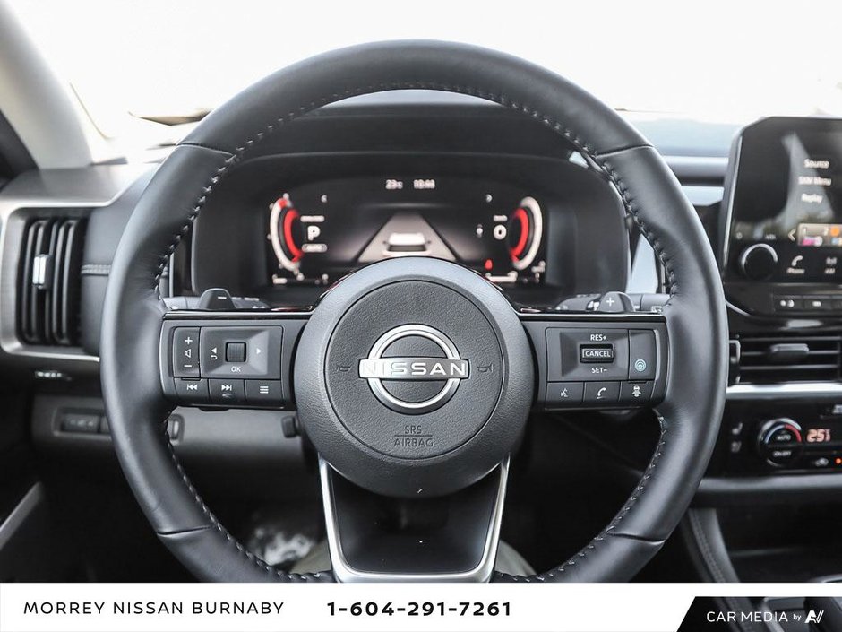 2023 Nissan Pathfinder PLATINUM // TOP MODEL-14