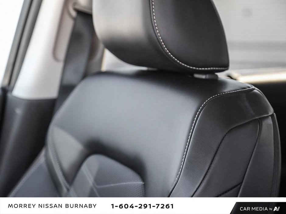 2023 Nissan Pathfinder PLATINUM // TOP MODEL-23