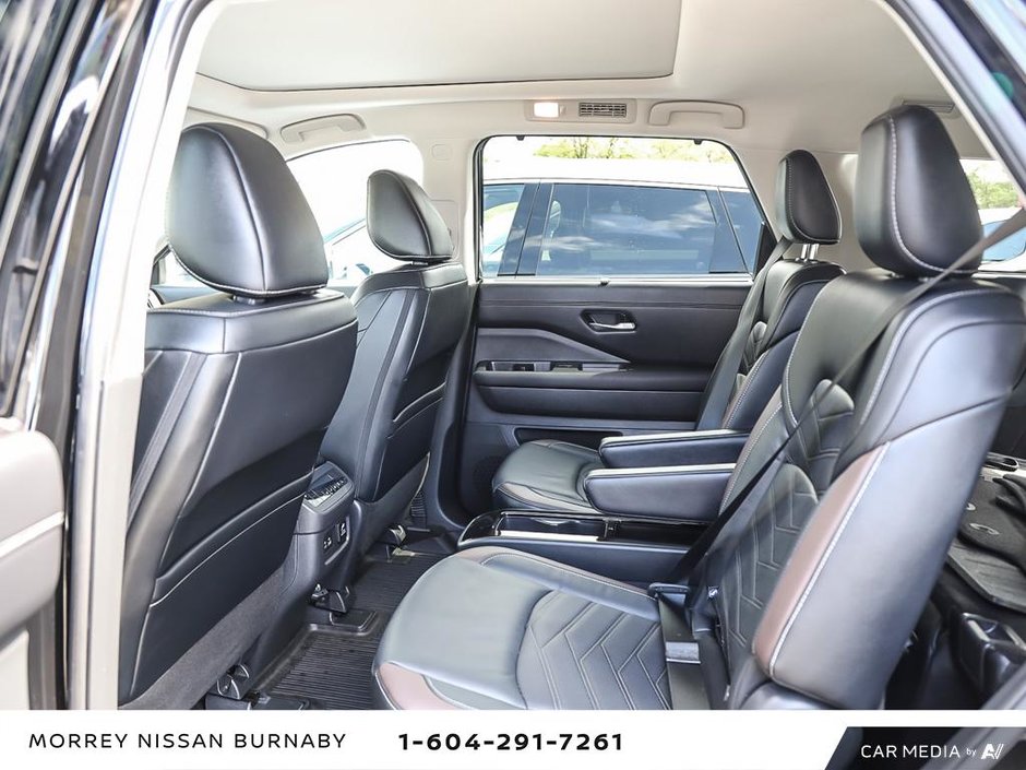 2024 Nissan Pathfinder PLATINUM TOP MODEL-24