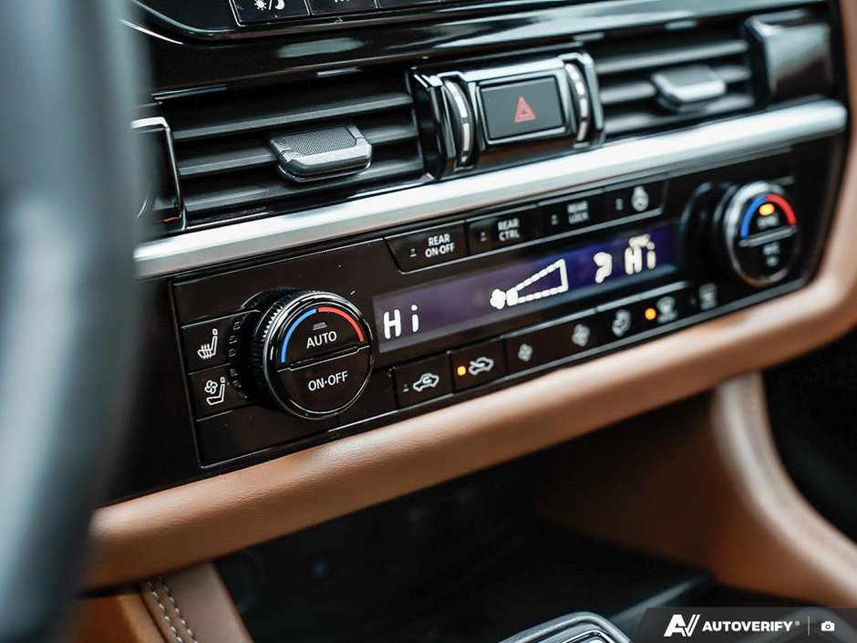 2024 Nissan Pathfinder PLATINUM // 2.99% FINANCING-12