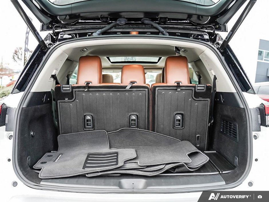 2024 Nissan Pathfinder PLATINUM // 2.99% FINANCING-25