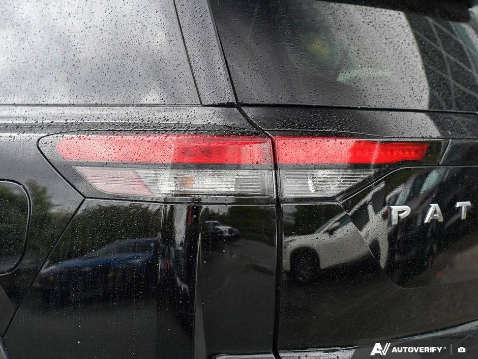 2024 Nissan Pathfinder SL-26