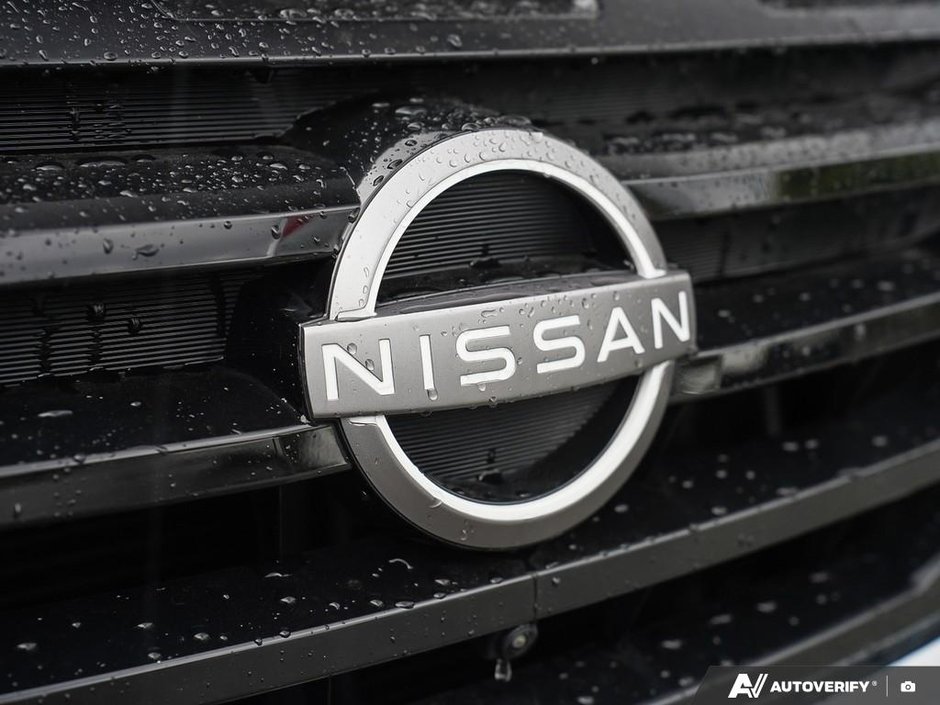 2024 Nissan Pathfinder SL-23